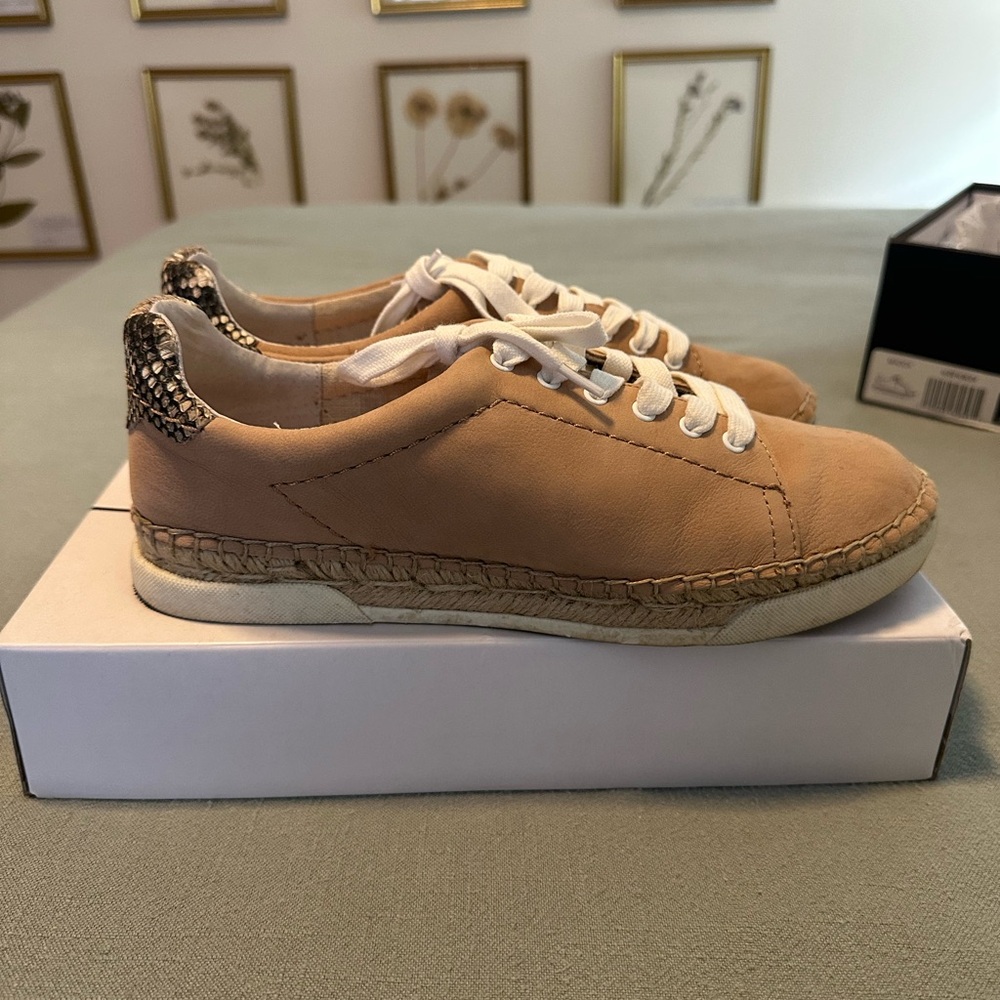 Dolce Vita Madox Nude Sneakers 8